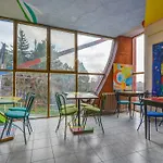 Sebarozvojove Centrum Vedy A Umenia S Ubytovanim