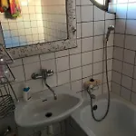 Hotel Sebarozvojove Centrum Vedy A Umenia S Ubytovanim