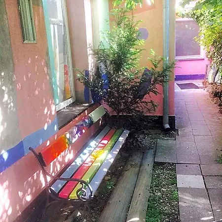 Sebarozvojove Centrum Vedy A Umenia S Ubytovanim Отель