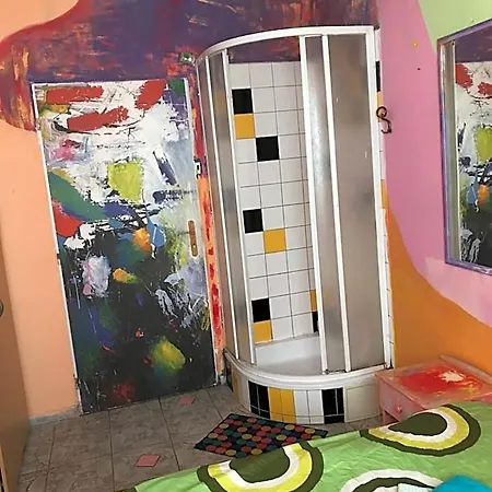 Отель Sebarozvojove Centrum Vedy A Umenia S Ubytovanim