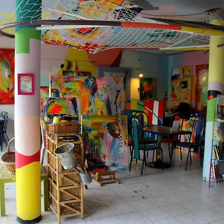 Sebarozvojove Centrum Vedy A Umenia S Ubytovanim Hotel