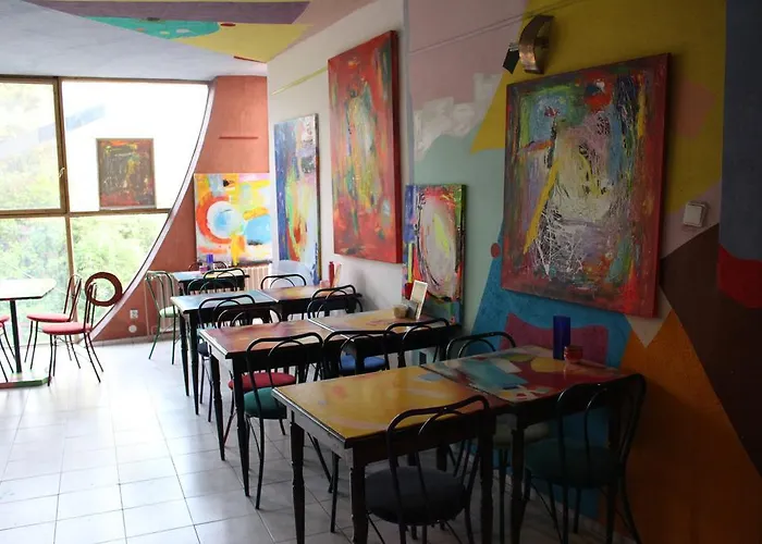 Sebarozvojove Centrum Vedy A Umenia S Ubytovanim Hotel