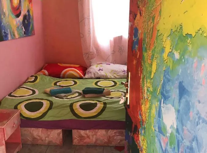 Sebarozvoja S Moznostou Ziskania Poznania A Inspirujucich Prostriedkov Na Uplatnovanie Vedomia, Premenu Seba A Prostredia Interieru Hotel