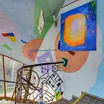 Sebarozvojove Centrum Vedy A Umenia S Ubytovanim Μπρατισλάβα