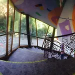 Sebarozvojove Centrum Vedy A Umenia S Ubytovanim Ξενοδοχείο Μπρατισλάβα