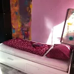 Sebarozvojove Centrum Vedy A Umenia S Ubytovanim Μπρατισλάβα