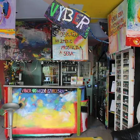 호텔 Sebarozvoja S Moznostou Ziskania Poznania A Inspirujucich Prostriedkov Na Uplatnovanie Vedomia, Premenu Seba A Prostredia Interieru 브라티슬라바