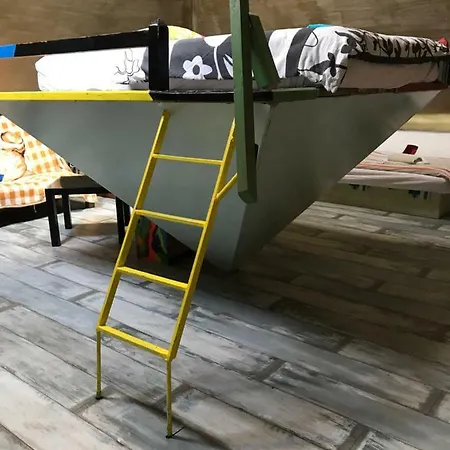 Sebarozvoja S Moznostou Ziskania Poznania A Inspirujucich Prostriedkov Na Uplatnovanie Vedomia, Premenu Seba A Prostredia Interieru 호텔 브라티슬라바