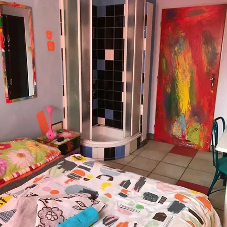 Sebarozvoja S Moznostou Ziskania Poznania A Inspirujucich Prostriedkov Na Uplatnovanie Vedomia, Premenu Seba A Prostredia Interieru 2* 브라티슬라바