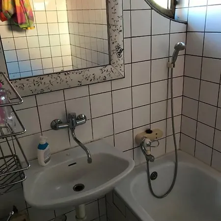 호텔 Sebarozvoja S Moznostou Ziskania Poznania A Inspirujucich Prostriedkov Na Uplatnovanie Vedomia, Premenu Seba A Prostredia Interieru