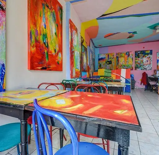 Ξενοδοχείο Sebarozvojove Centrum Vedy A Umenia S Ubytovanim Μπρατισλάβα