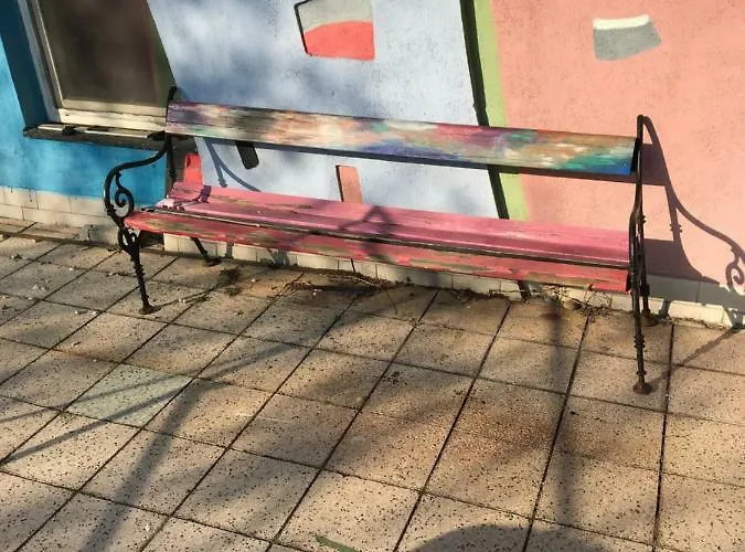 Sebarozvoja S Možnosťou Získania Poznania A Inšpirujúcich Prostriedkov Na Uplatňovanie Vedomia, Premenu Seba A Prostredia Interiéru